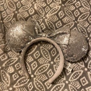 Disney Parks silver sequence Minnie Ears